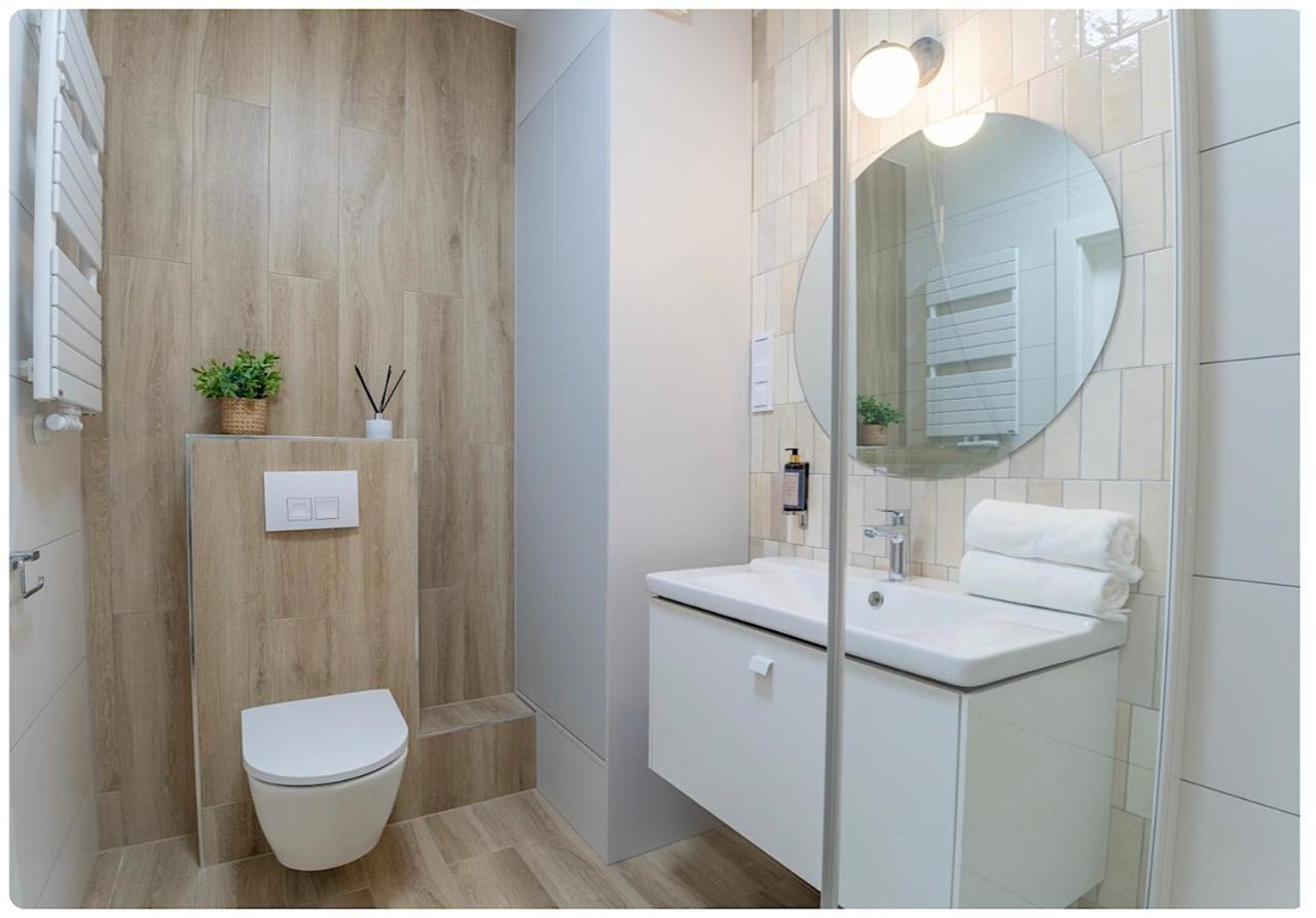 Hello Kolobrzeg Polanki Aqua Apartament Premium Kültér fotó