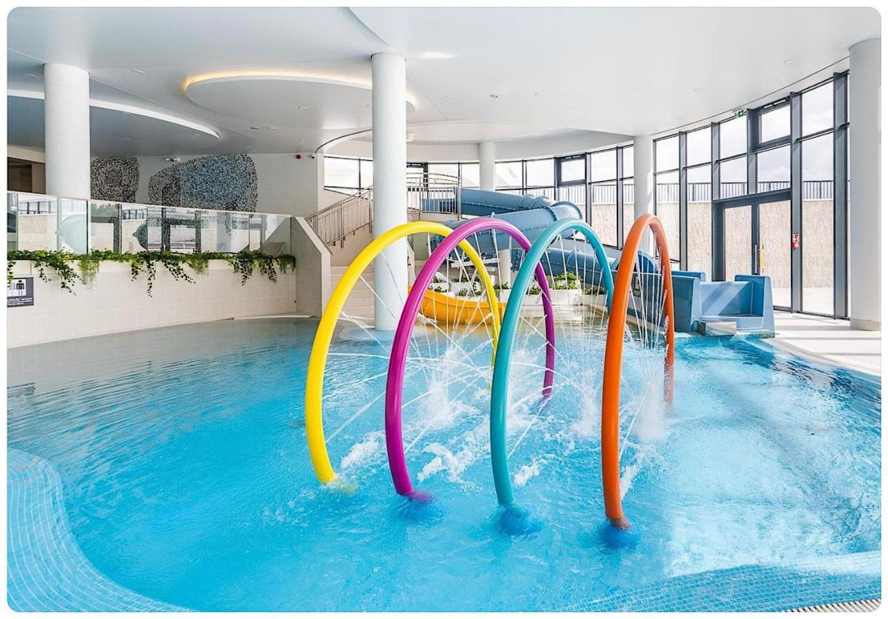 Hello Kolobrzeg Polanki Aqua Apartament Premium Kültér fotó