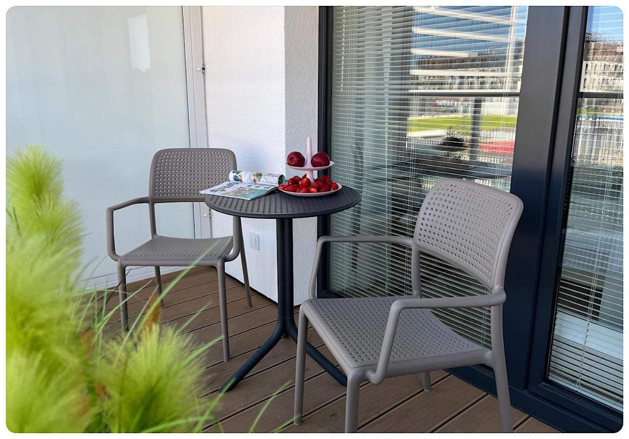 Hello Kolobrzeg Polanki Aqua Apartament Premium Kültér fotó